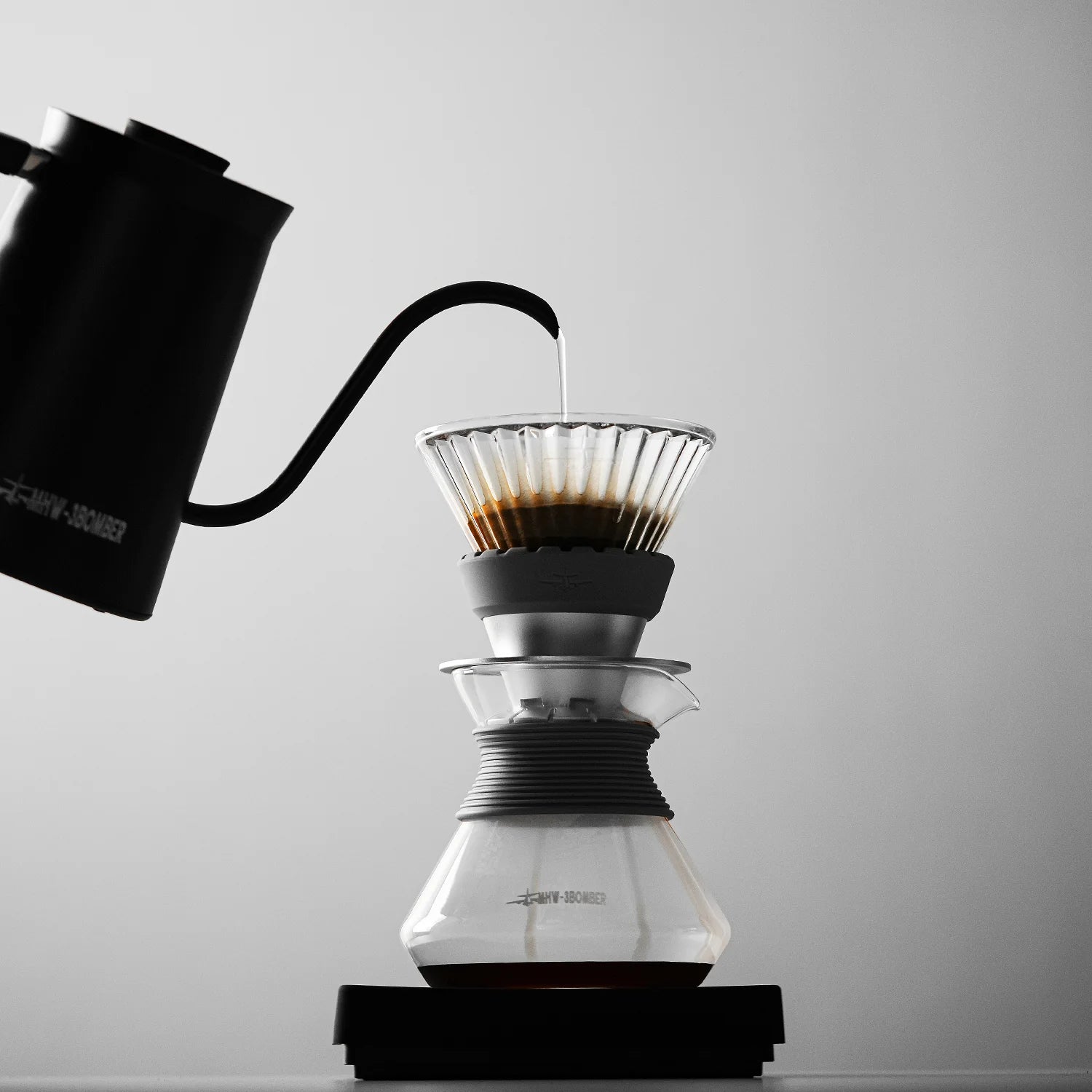 MHW-3BOMBER Aroma Coffee Server WBrC Champion Collaboration