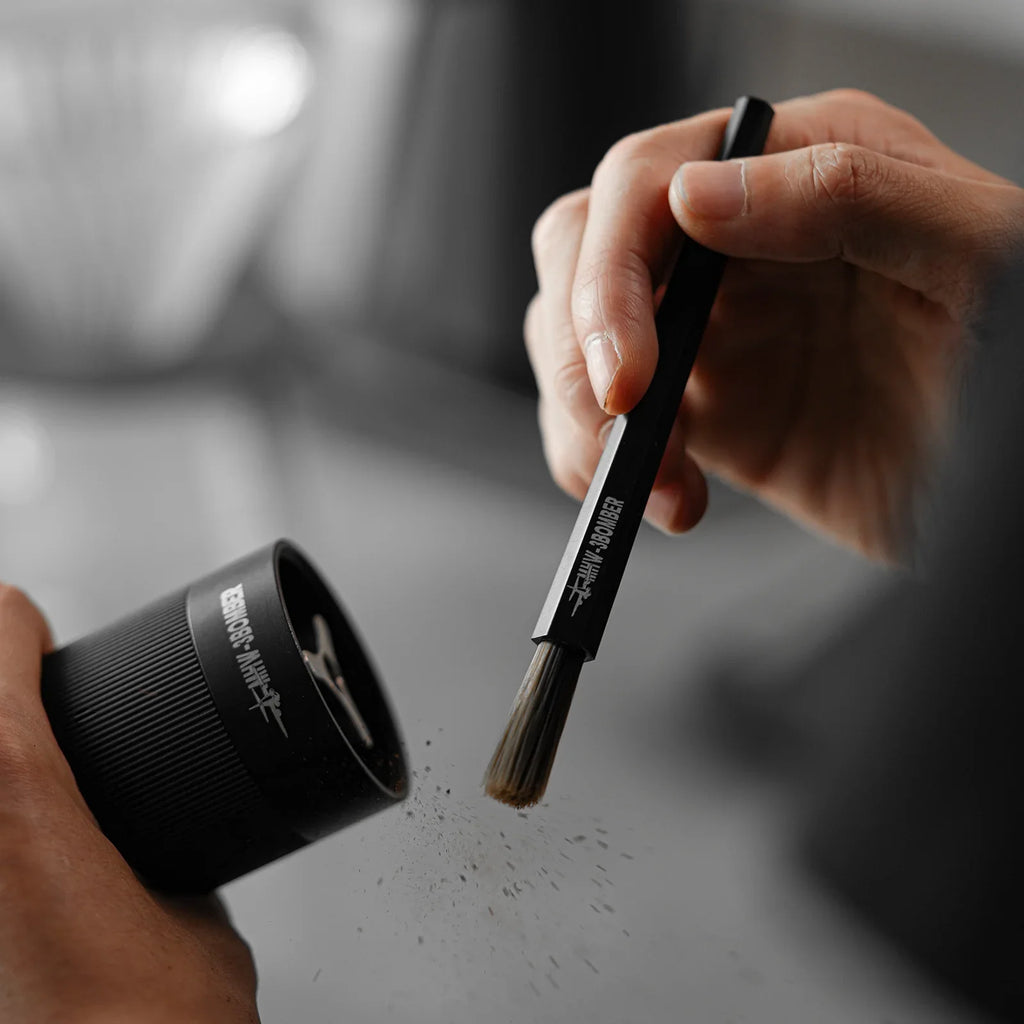 3BOMBER 筆式毛刷黑色