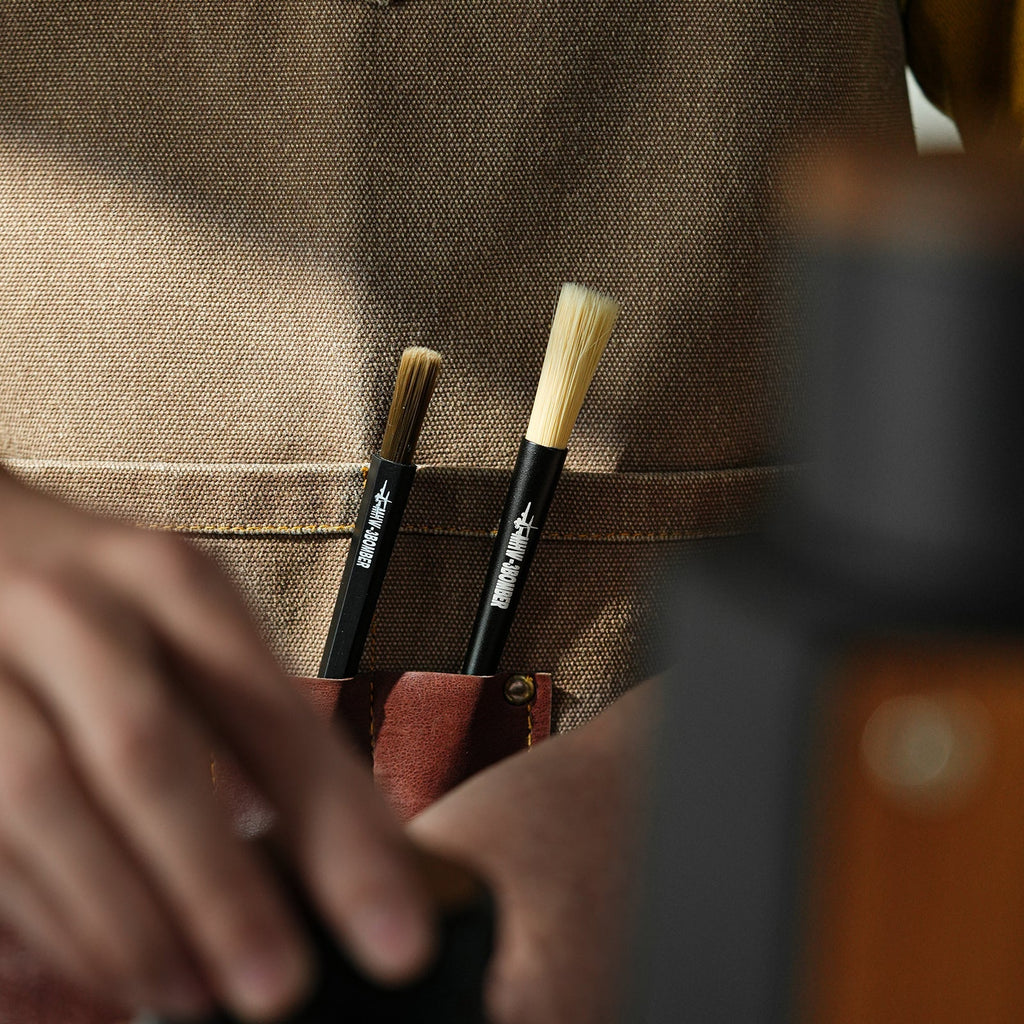 3BOMBER 筆式毛刷黑色