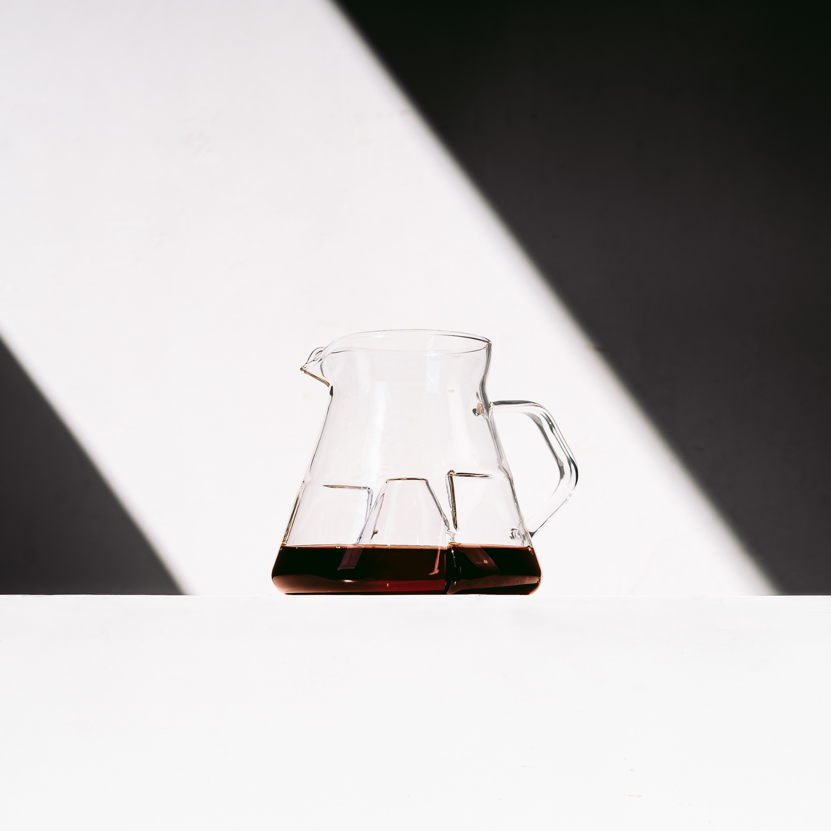 CYCLONE SENSORY CARAFE