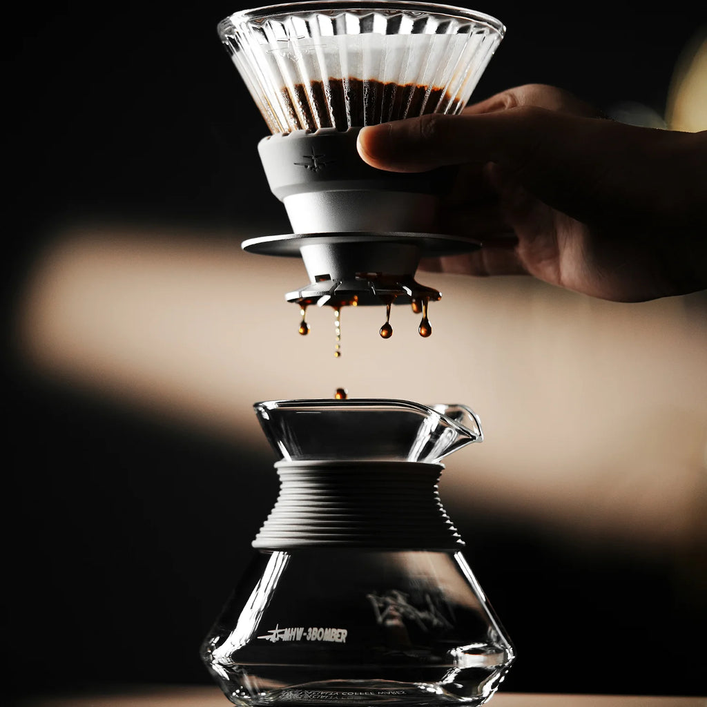 MHW-3BOMBER Aroma Coffee Server WBrC Champion Collaboration
